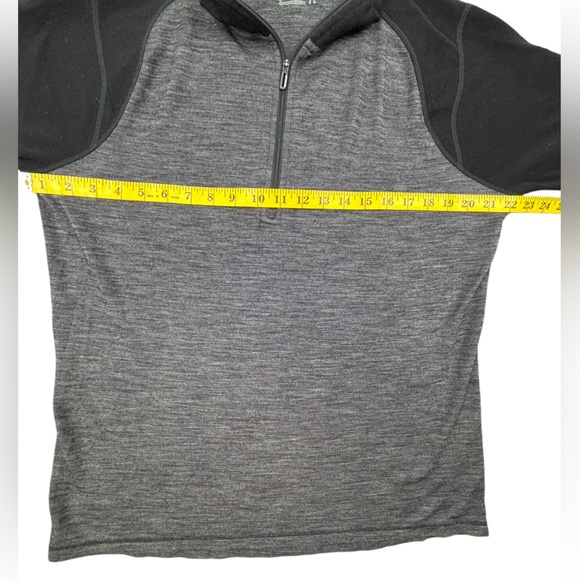 Smartwool- Merino 250 Baselayer 1/4 Zip- Charcoal/Black- Large- Like new! - Picture 5 of 8